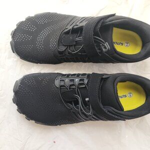 🖤 Sports Comfort Whitin Five Fingers toe Shape Unisex Black Size 44. Almost new
